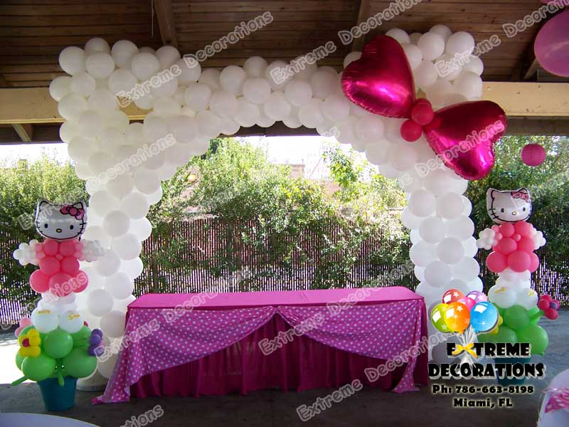 Hello Kitty Ears Balloon arch with Bow / hello Kitty balloon sculptures / Cake table decor