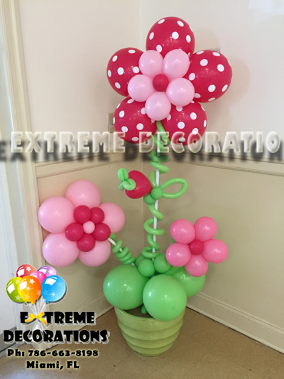 Strawberry shortcake balloon flower pot