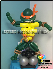 Ninja Turtle Sculpture balloon centerpiece